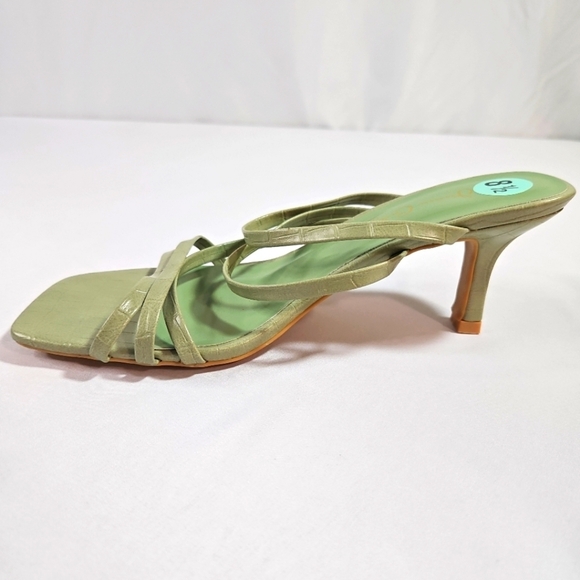 Jessica Carlyle Green Heels Size 8.5 NWOT - Picture 4 of 7